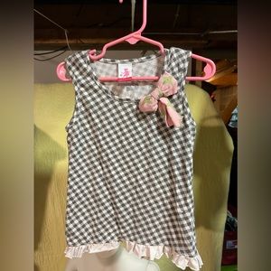 Matilda Jane tank size 6, fits more like a 4